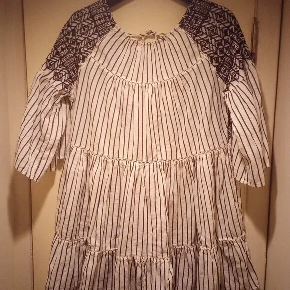 Free people Lola embroidered mini dress striped tier open back blk & wte M - Picture 3 of 11